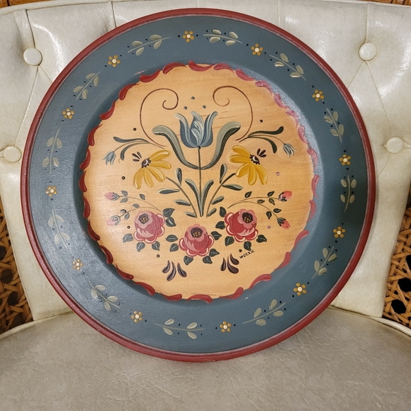 VTG Painted Colorful Folk Art Wood Wooden Centerpiece Wall Decor Floral Signed - Picture 2 of 6